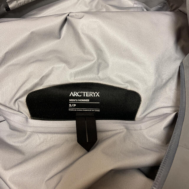 ARC'TERYX(アークテリクス)の[新作]アークテリクス　ベータLTジャケット　ゴアテックス メンズのジャケット/アウター(ナイロンジャケット)の商品写真