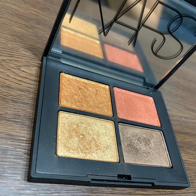 NARS(ナーズ)のNARS クワッドアイシャドー コスメ/美容のベースメイク/化粧品(アイシャドウ)の商品写真