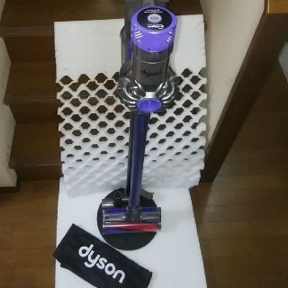 ダイソン(Dyson)のdyson v6(SV09) fluffy スタンドセット (掃除機)