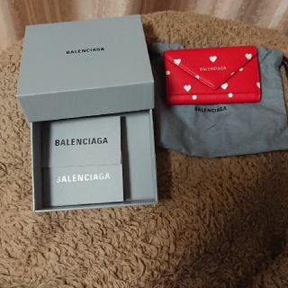 バレンシアガ(Balenciaga)の土日も発送！【限定品】バレンシアガ   キーケース ６連　バレンタイン限定モデル(キーケース)