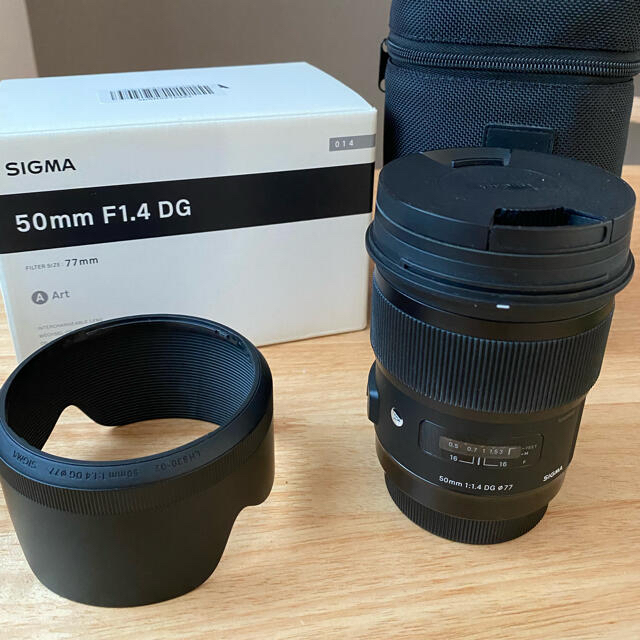 SIGMA(シグマ)のシグマ SIGMA 50mm F1.4 DG HSM Art   EFマウント スマホ/家電/カメラのカメラ(レンズ(単焦点))の商品写真