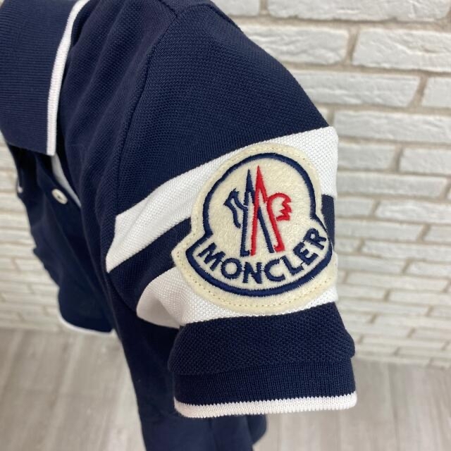 MONCLER(モンクレール)のモンクレール　ポロシャツ メンズのトップス(ポロシャツ)の商品写真