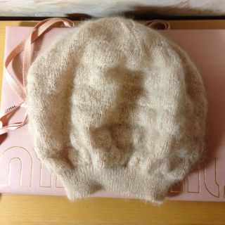 MIU MIU(ニット帽/ビーニー)のフリマアイテム一覧 MIU MIU(ニット帽/ビーニー)のフリマアイテム一覧