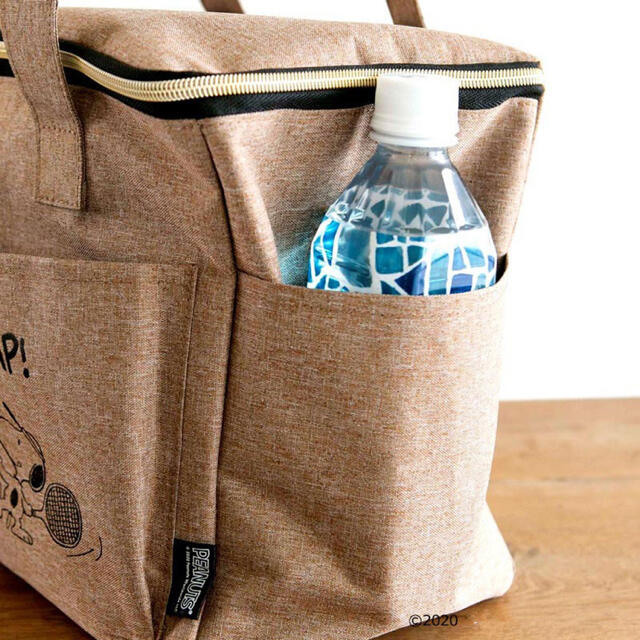 SNOOPY(スヌーピー)のスヌーピーピクニックバッグ　付録　新品未使用　便利 レディースのバッグ(トートバッグ)の商品写真