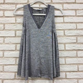 ザラ(ZARA)のZARAノースリーブ(カットソー(半袖/袖なし))