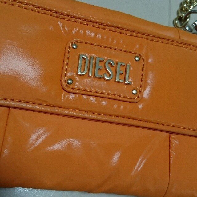 DIESEL(ディーゼル)の【DIESEL】ショルダーウォレット  長財布【良品】 レディースのファッション小物(財布)の商品写真