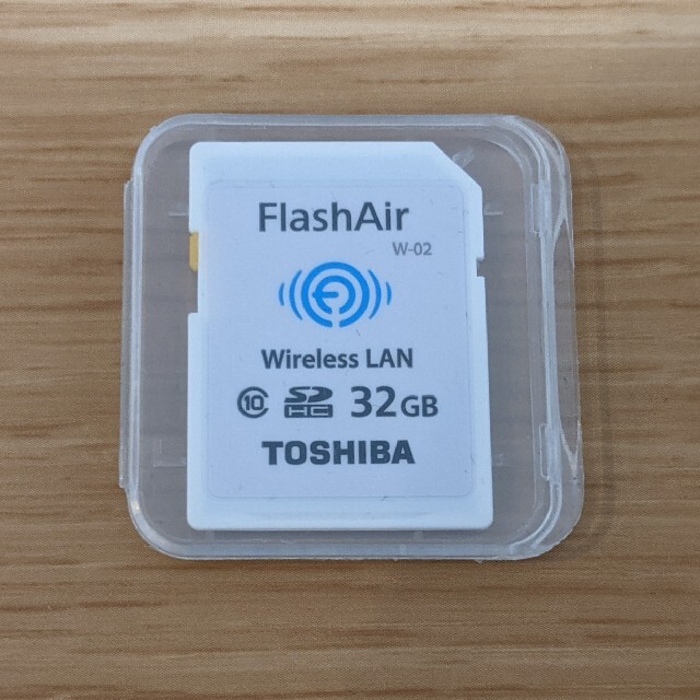 東芝 FLASH AIR 32GB SDメモリ 無線 フラッシュエアー