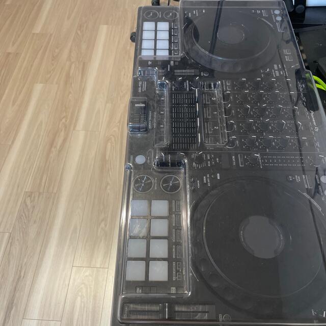 楽器DDJ1000、ダストカバー、DJ台