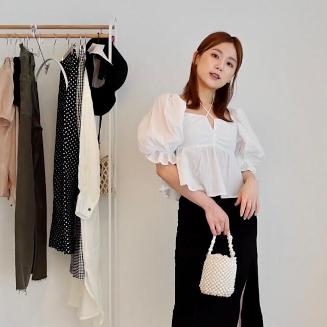 ZARA ペプラムトップス　M