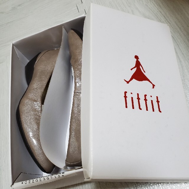fitfit(フィットフィット)のfitfit 23.5センチ レディースの靴/シューズ(ハイヒール/パンプス)の商品写真