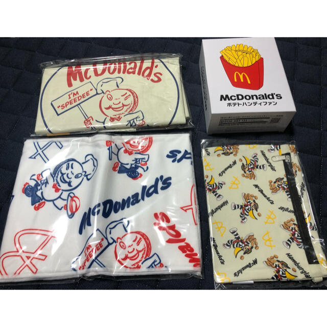 マクドナルド(マクドナルド)のマクドナルド　ビッグスマイルバッグ　福袋 エンタメ/ホビーのおもちゃ/ぬいぐるみ(キャラクターグッズ)の商品写真