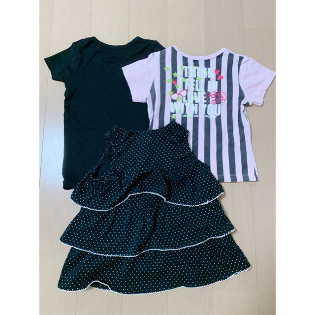 キッズ　トップス　90cm キッズ/ベビー/マタニティのキッズ服女の子用(90cm~)(Tシャツ/カットソー)の商品写真