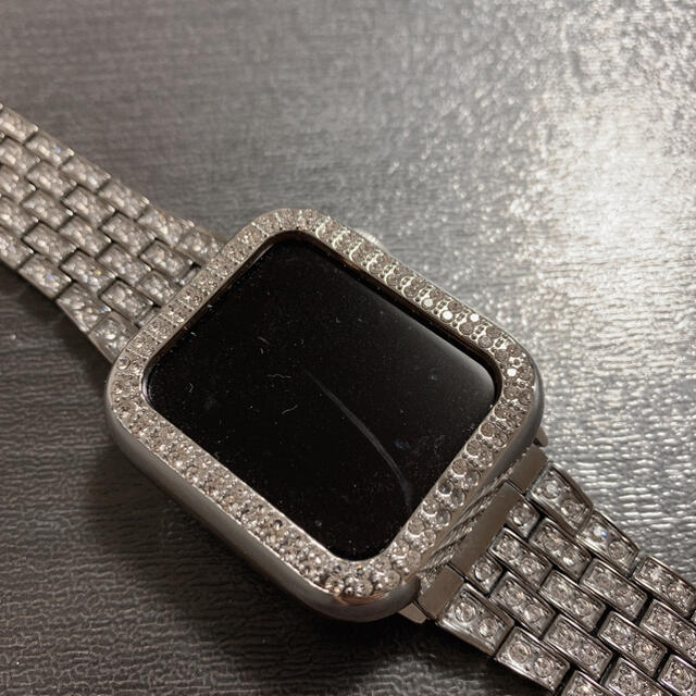Apple Watch(アップルウォッチ)のアップルウォッチ ケース シルバー キュービックジルコニア レディースのファッション小物(腕時計)の商品写真