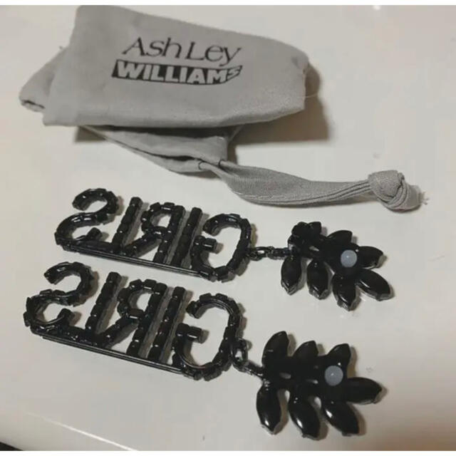 TOGA - Ashley Williams girls earringの通販 by ♡｜トーガならラクマ 安い低価