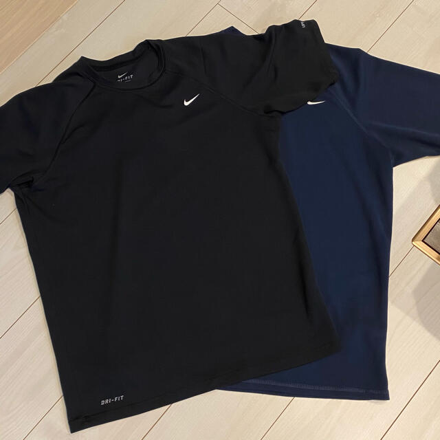 NIKE(ナイキ)のNIKE  Dri-Fit Mサイズ　スポーツウェア　男性用  セット スポーツ/アウトドアのサッカー/フットサル(ウェア)の商品写真