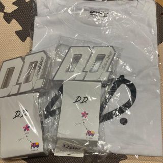 ジャニーズ(Johnny's)の（専用）SnowMan 2D2D Tシャツ ペンライト(アイドルグッズ)