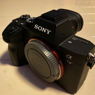 ソニー(SONY)のα7 III ILCE-7M3 ボディ(ミラーレス一眼)