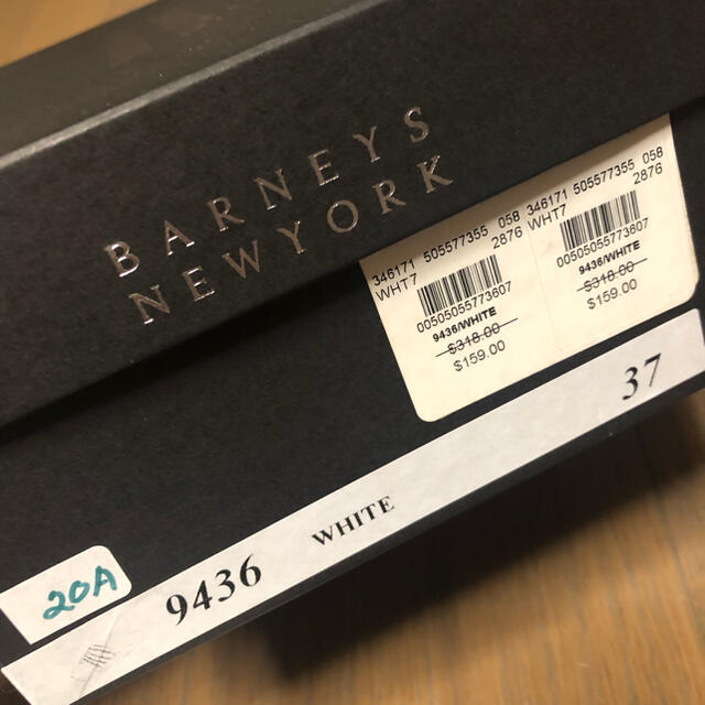 BARNEYS NEW YORK(バーニーズニューヨーク)のハワイ購入　新品未使用　BARNEYS NEWYORK シャワーサンダル レディースの靴/シューズ(サンダル)の商品写真