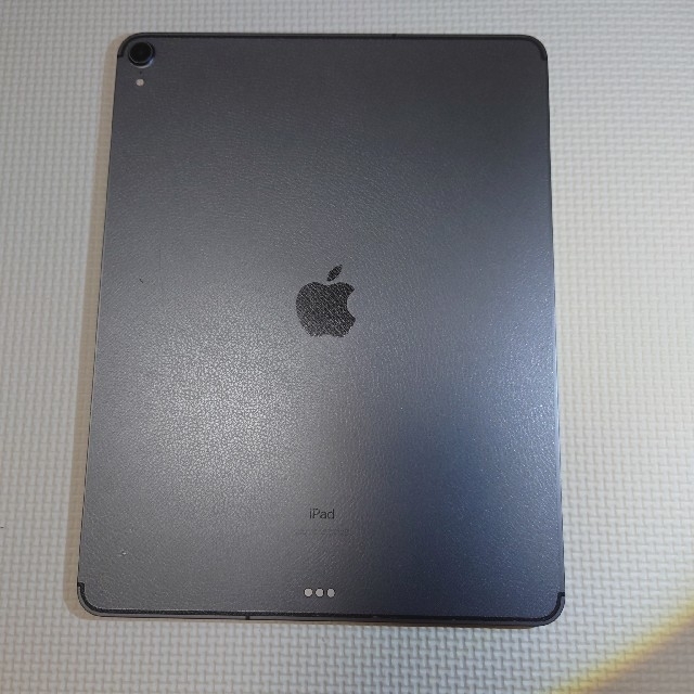 iPad(アイパッド)のipad pro 12.9 第3世代 Wi-Fi + Cellular 1TB  スマホ/家電/カメラのPC/タブレット(タブレット)の商品写真