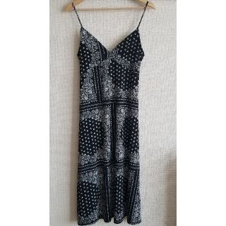 未使用 ZARA バンダナ ペイズリー 柄 キャミワンピ(ひざ丈ワンピース)