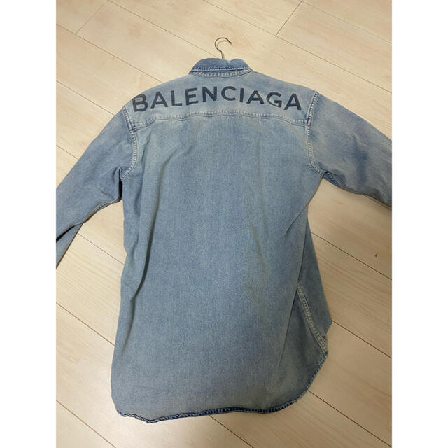 BALENCIAGA バッグロゴ ウォッシュド デニムシャツ