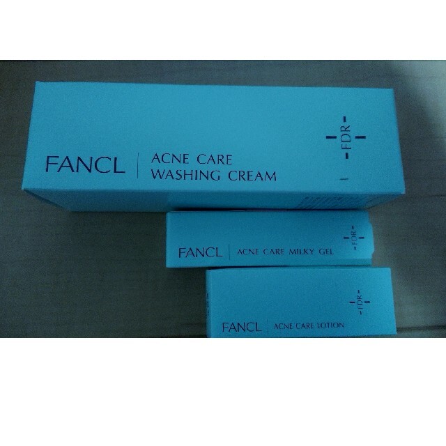 FANCL(ファンケル)のファンケル三点セット(梱包時箱開封) コスメ/美容のスキンケア/基礎化粧品(化粧水/ローション)の商品写真