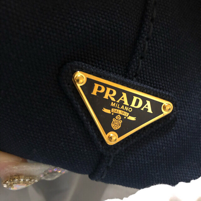 PRADA(プラダ)の3377さん専用 レディースのバッグ(トートバッグ)の商品写真