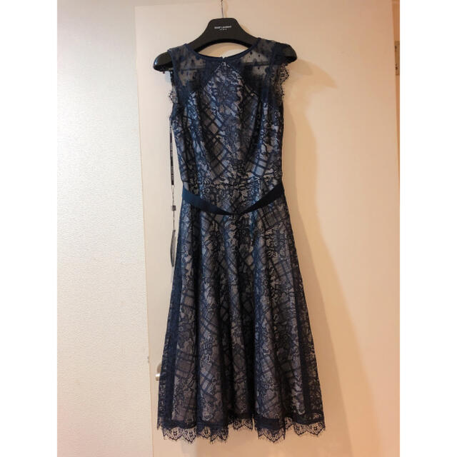 新品タグ付き TADASHI SHOJI ワンピース ジャパンパターン