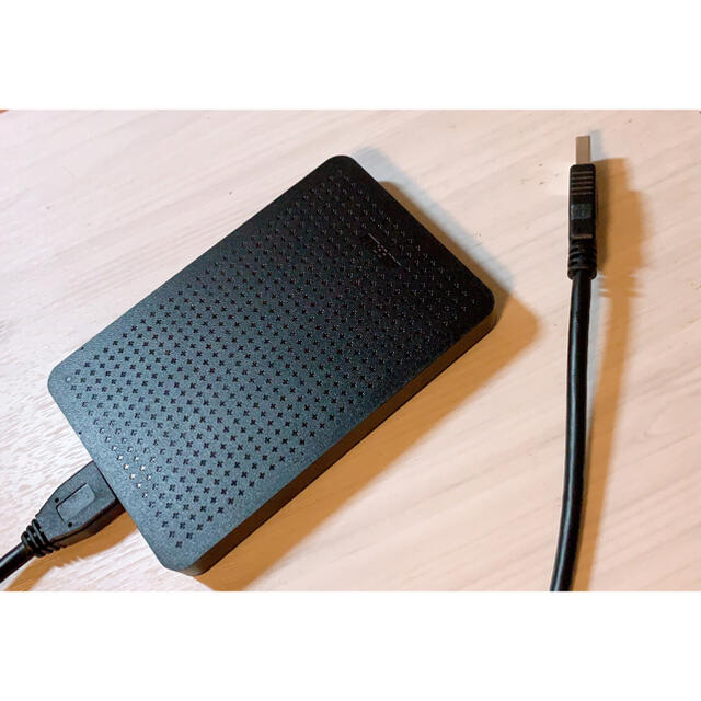 Buffalo(バッファロー)の【新品未使用】BUFFALO 外付けHDD1TB HD-PCF1.0U3-BBC スマホ/家電/カメラのPC/タブレット(PC周辺機器)の商品写真