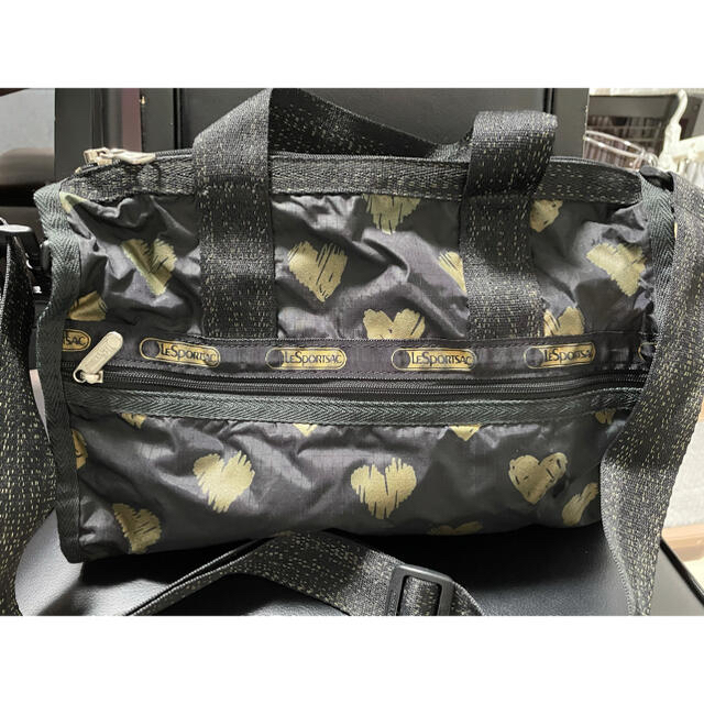 LeSportsac(レスポートサック)のうまたるまま。様専用☆レスポートサック　ハートオブゴールド☆ レディースのバッグ(ショルダーバッグ)の商品写真