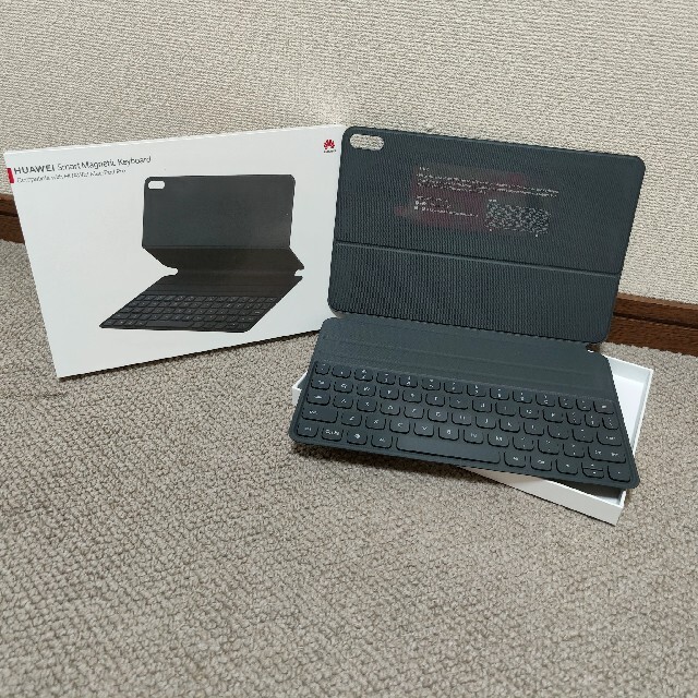 HUAWEI(ファーウェイ)のHUAWEI ファーウェイ　Smart Magnetic Keyboard  スマホ/家電/カメラのスマホアクセサリー(Androidケース)の商品写真