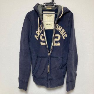 アバクロンビーアンドフィッチ(Abercrombie&Fitch)のアバクロ　パーカー(パーカー)