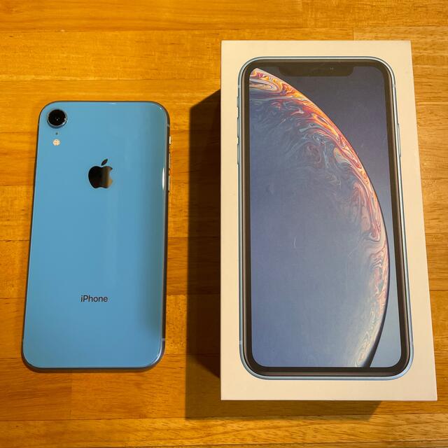 iPhone(アイフォーン)の値下げ！美品！iPhone XR 64GBブルーSIMフリーケース２個サービス スマホ/家電/カメラのスマートフォン/携帯電話(スマートフォン本体)の商品写真