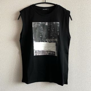 アーバンリサーチ(URBAN RESEARCH)のAVVENENTE アートブラックノースリーブ(Tシャツ(半袖/袖なし))