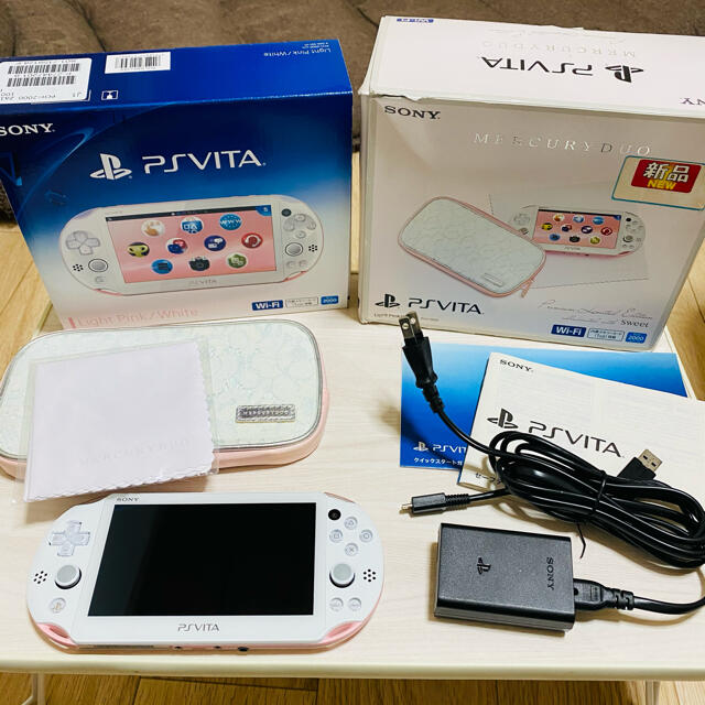 SONY(ソニー)のマーキュリーデュオ　コラボvita エンタメ/ホビーのゲームソフト/ゲーム機本体(家庭用ゲーム機本体)の商品写真