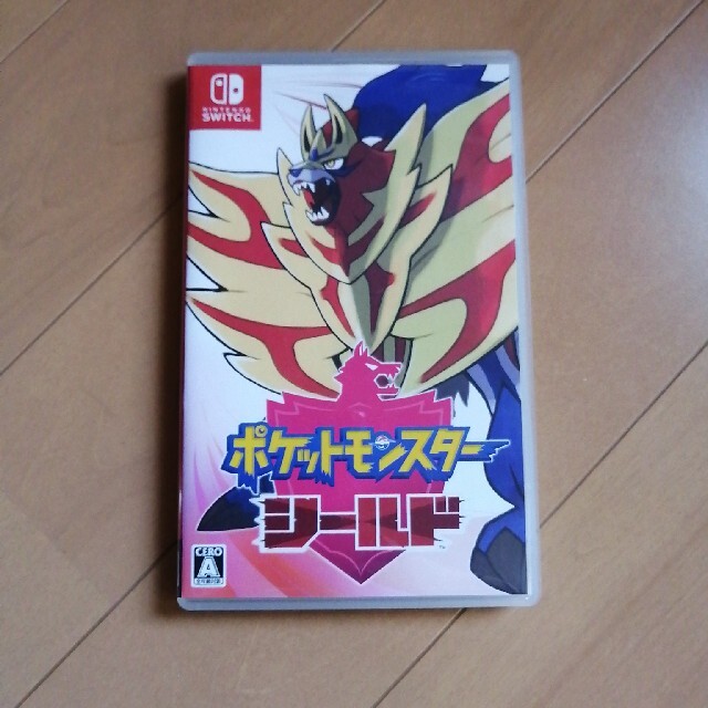 任天堂(ニンテンドウ)のポケットモンスター シールド Switch エンタメ/ホビーのゲームソフト/ゲーム機本体(家庭用ゲームソフト)の商品写真