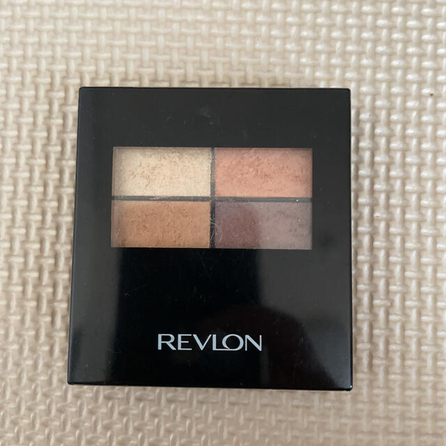 REVLON(レブロン)のレブロン アイグロー シャドウ クワッド N004(39g) コスメ/美容のベースメイク/化粧品(アイシャドウ)の商品写真