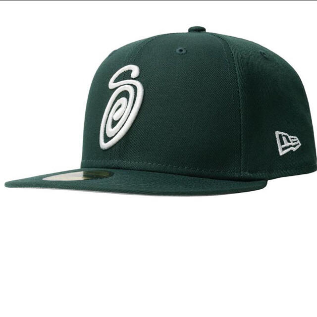 STUSSY(ステューシー)のstussy curly s new era 7 1/2 メンズの帽子(キャップ)の商品写真