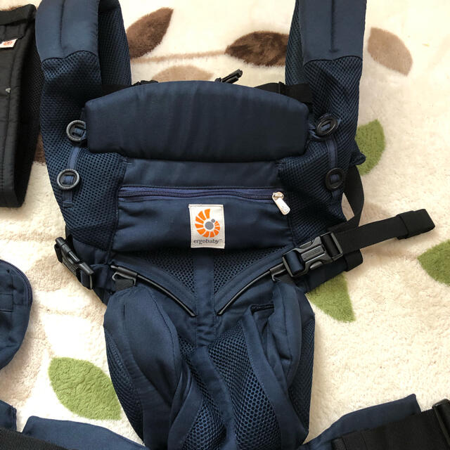 Ergobaby(エルゴベビー)の美品＊エルゴベビー抱っこ紐 キッズ/ベビー/マタニティの外出/移動用品(抱っこひも/おんぶひも)の商品写真