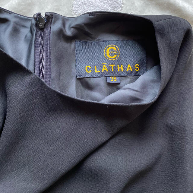 CLATHAS(クレイサス)のクレイサス　黒　ワンピース　38 レディースのワンピース(ひざ丈ワンピース)の商品写真