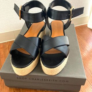 チャールズアンドキース(Charles and Keith)のチャールズ&キース　厚底サンダル　36(サンダル)