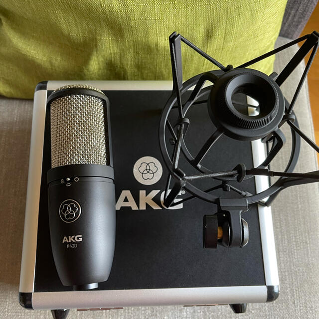 AKG　コンデンサーマイク　P420　Project　Studio　Line　独特の素材　60.0%OFF