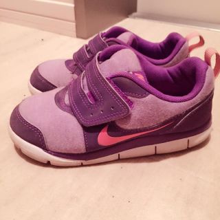 ナイキ(NIKE)のNIKE パープル キッズスニーカー(スニーカー)