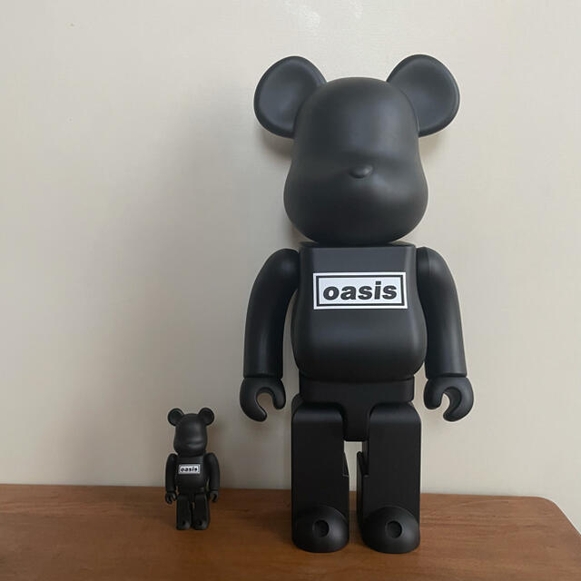 MEDICOM TOY(メディコムトイ)のBE@RBRICK oasis 100％ & 400％　オアシス　ベアブリック　 エンタメ/ホビーのフィギュア(その他)の商品写真