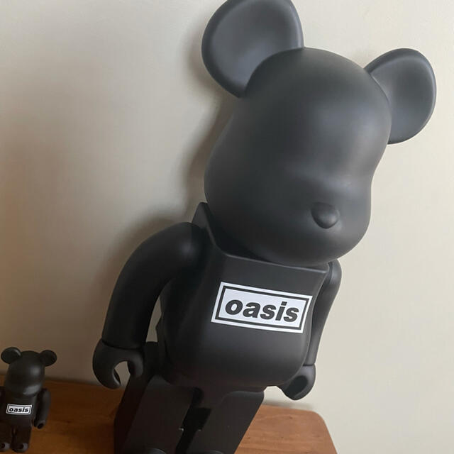 MEDICOM TOY(メディコムトイ)のBE@RBRICK oasis 100％ & 400％　オアシス　ベアブリック　 エンタメ/ホビーのフィギュア(その他)の商品写真