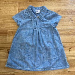 プチバトー(PETIT BATEAU)のPETIT BATEAU デニム風ワンピース 86cm(ワンピース)