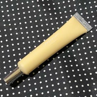 コスメキッチン(Cosme Kitchen)の【未使用新品】m.m.m(ムー)カラーチューナー イエロー (コントロールカラー)