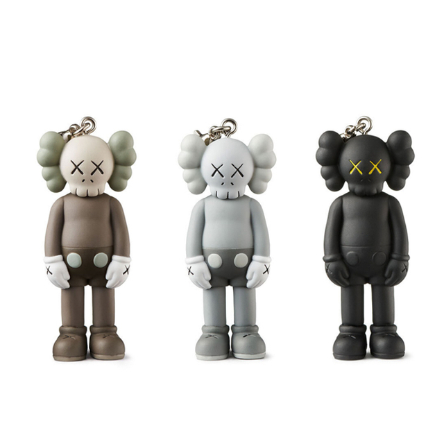 KAWS TOKYO FIRST KEYHOLDER