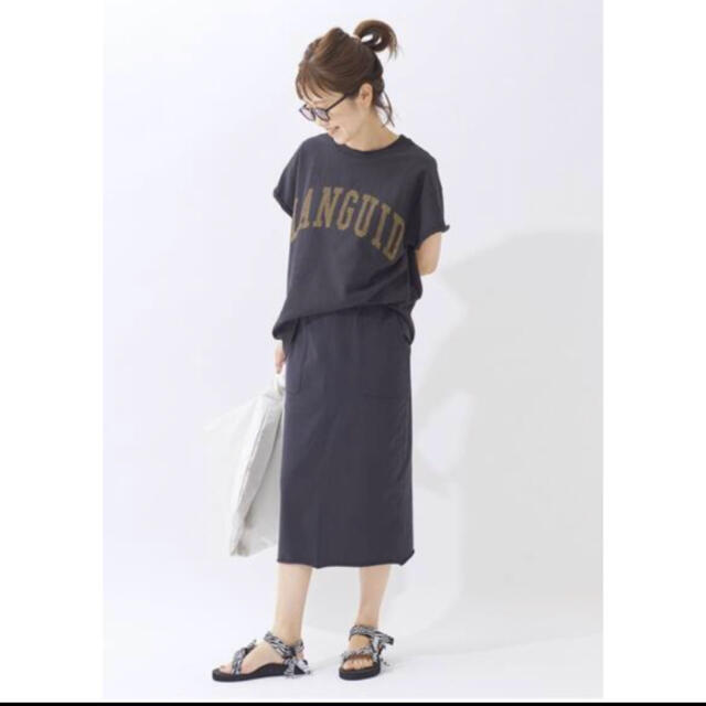 Plage(プラージュ)の28日まで限定価格★ Plage cut off logo Tシャツ メンズのトップス(Tシャツ/カットソー(半袖/袖なし))の商品写真