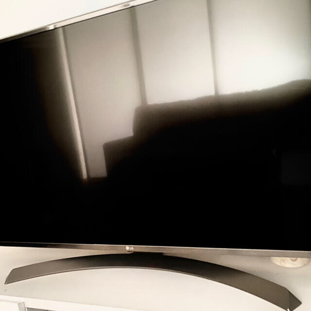 LG Electronics(エルジーエレクトロニクス)のLG 4Kテレビ 43型　値下げしました。 スマホ/家電/カメラのテレビ/映像機器(テレビ)の商品写真